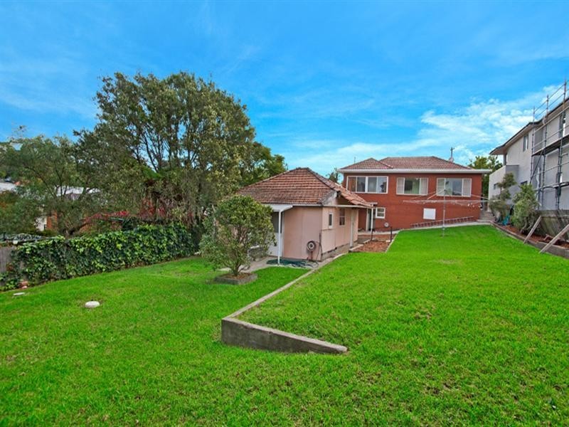 19a Kulgoa Avenue, Ryde NSW 2112