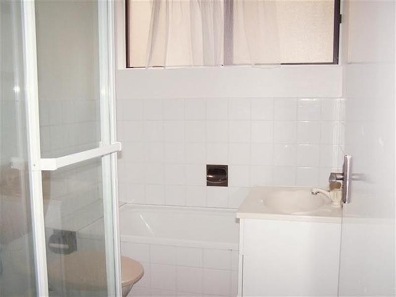 8/19 Cottonwood Crescent, North Ryde NSW 2113