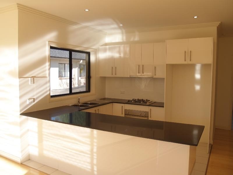 2/167 North Road (Cnr Ferrabetta Ave), Eastwood NSW 2122