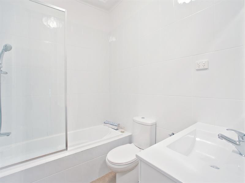 11 Kent Road, North Ryde NSW 2113