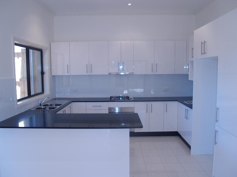 3/167 North Road (cnr Ferrabetta Ave), Eastwood NSW 2122