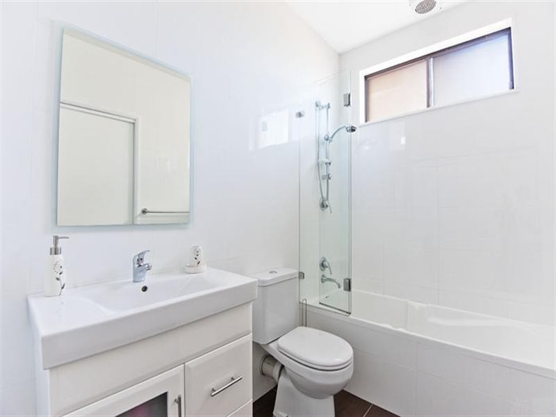 61 Cressy Road, East Ryde NSW 2113