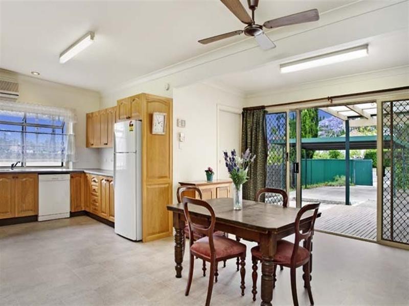 112 North Road, Eastwood NSW 2122