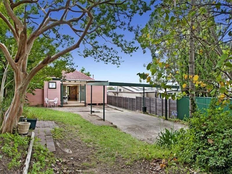 112 North Road, Eastwood NSW 2122