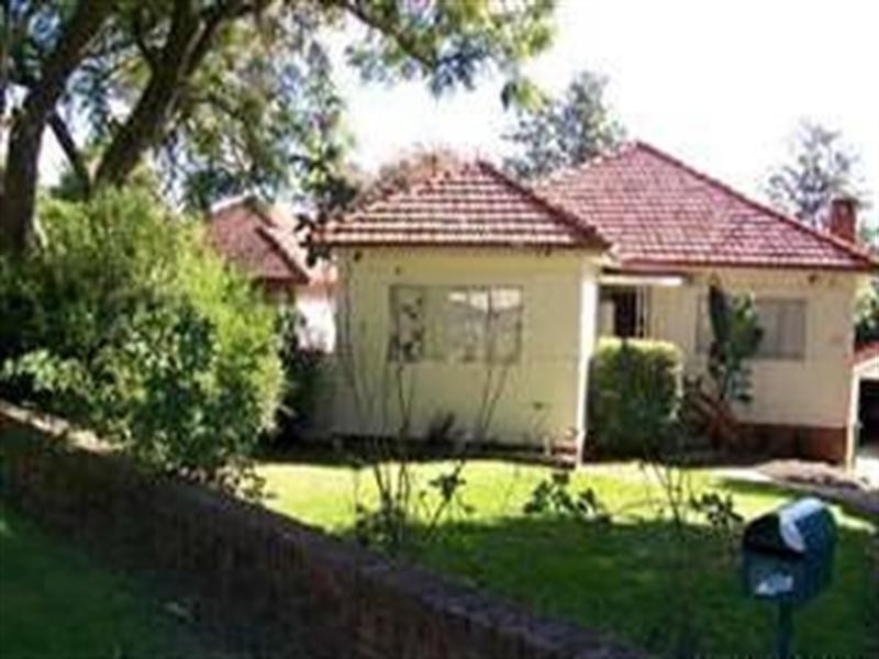 10 Deakin Street, Ermington NSW 2115