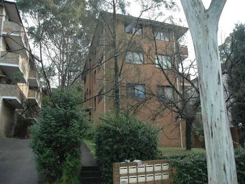 2/7 Lachlan Avenue, North Ryde NSW 2113