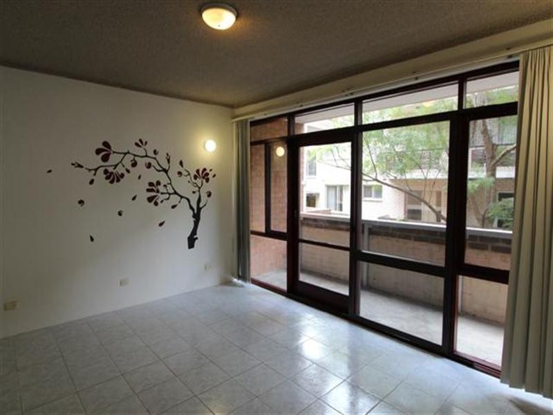 2/7 Lachlan Avenue, North Ryde NSW 2113