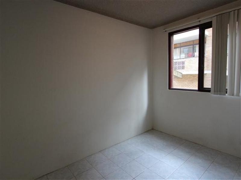 2/7 Lachlan Avenue, North Ryde NSW 2113