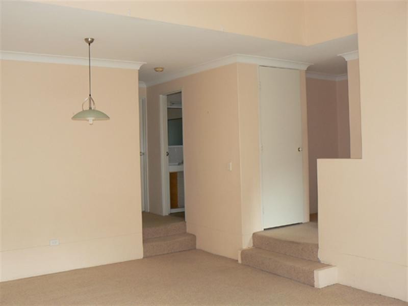 17/2 Carlisle Close, Macquarie Park NSW 2113