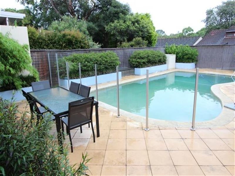 2 Cilento Crescent, East Ryde NSW 2113