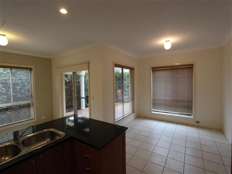 11 Brooklyn Crescent, Carlingford NSW 2118