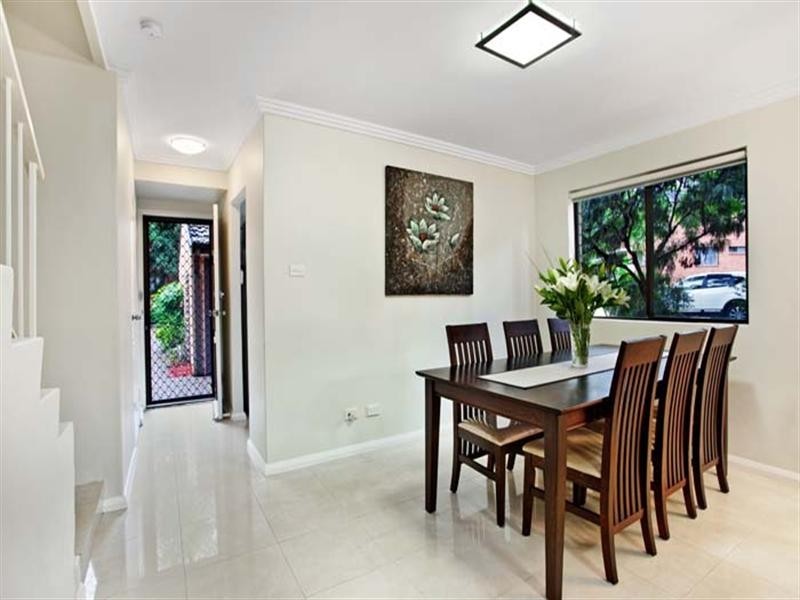 37/17-19 Busaco Road, Marsfield NSW 2122