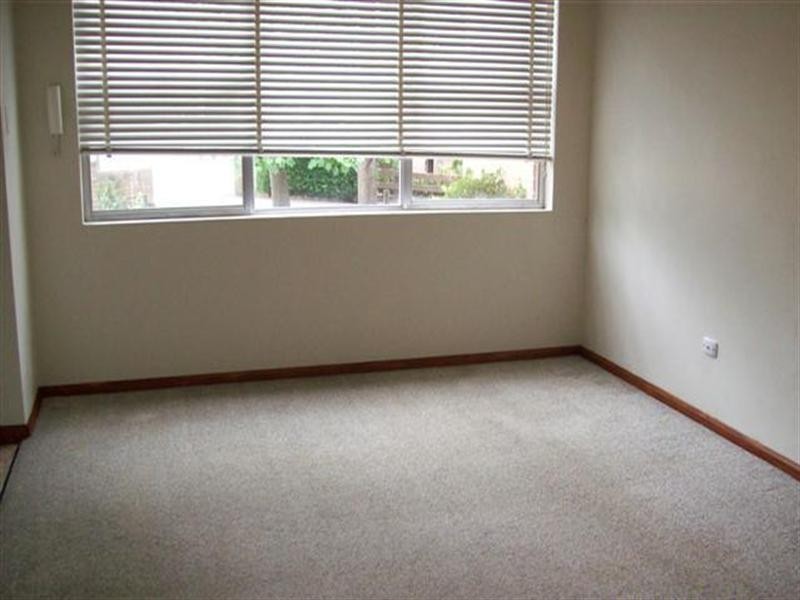 2/54 Meadow Crescent, Meadowbank NSW 2114