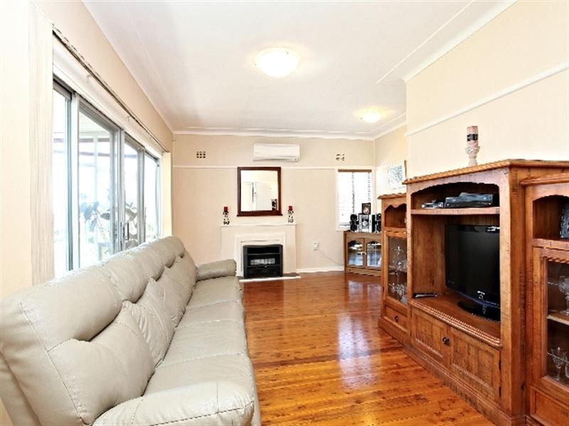 40 Betty Hendry Parade, North Ryde NSW 2113