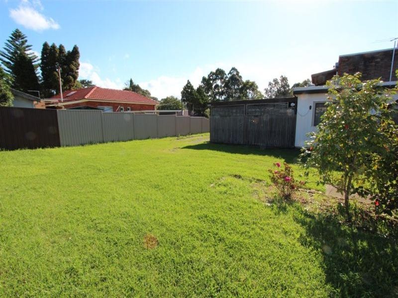 8 Flinders Road, North Ryde NSW 2113