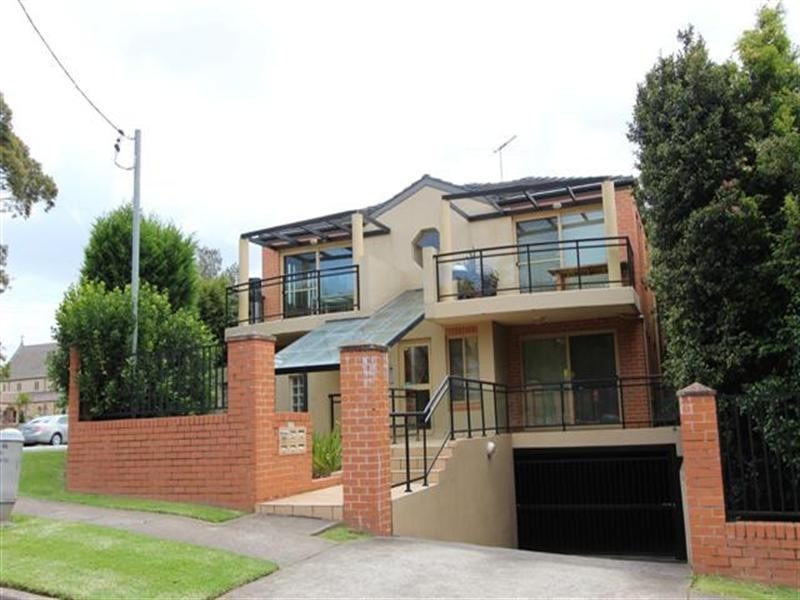 3/2 Beazley Street, Ryde NSW 2112