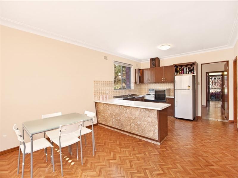 27 Meriton Street, Gladesville NSW 2111