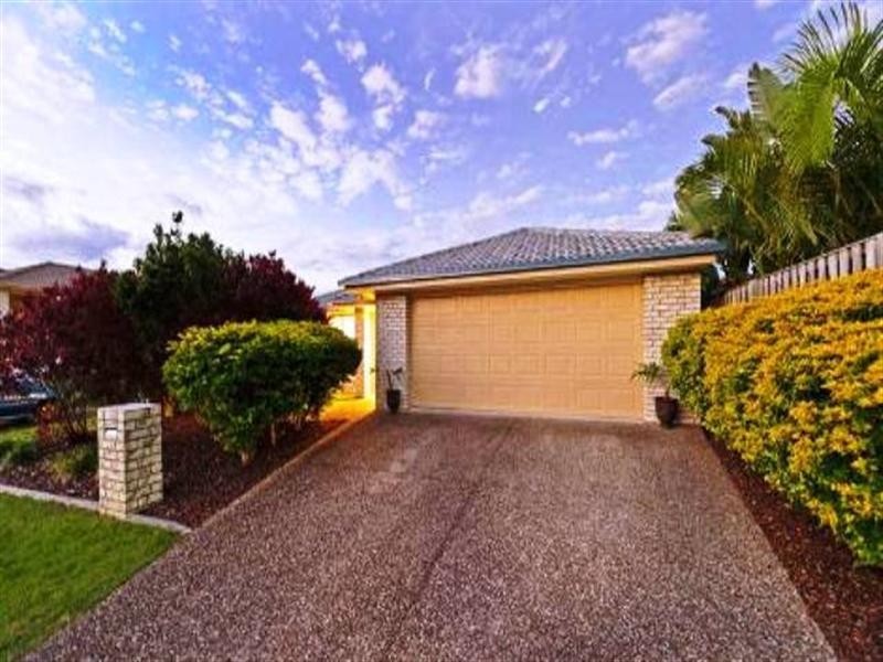 3 Elimbah Street, Pacific Pines QLD 4211