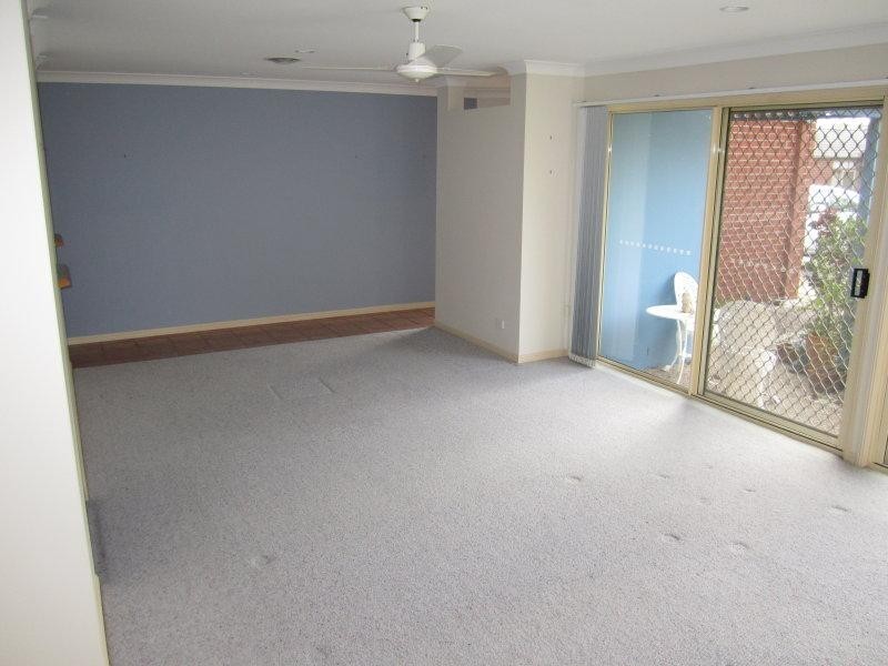 22/406 Pine Ridge Road, Coombabah QLD 4216