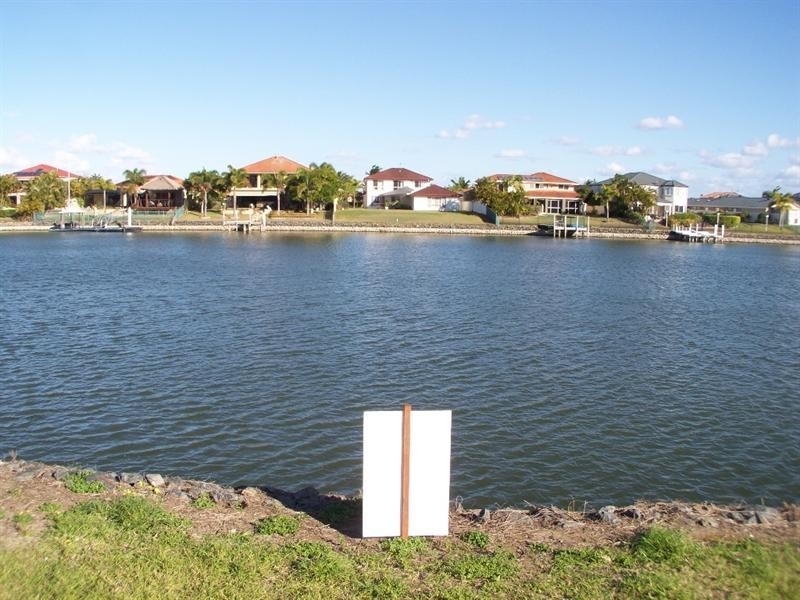 122 The Peninsula, Helensvale QLD 4212