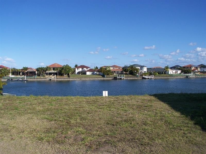 122 The Peninsula, Helensvale QLD 4212