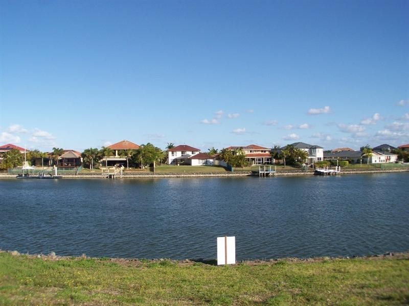 122 The Peninsula, Helensvale QLD 4212