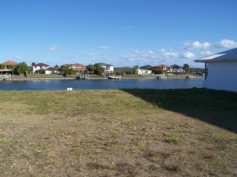 122 The Peninsula, Helensvale QLD 4212