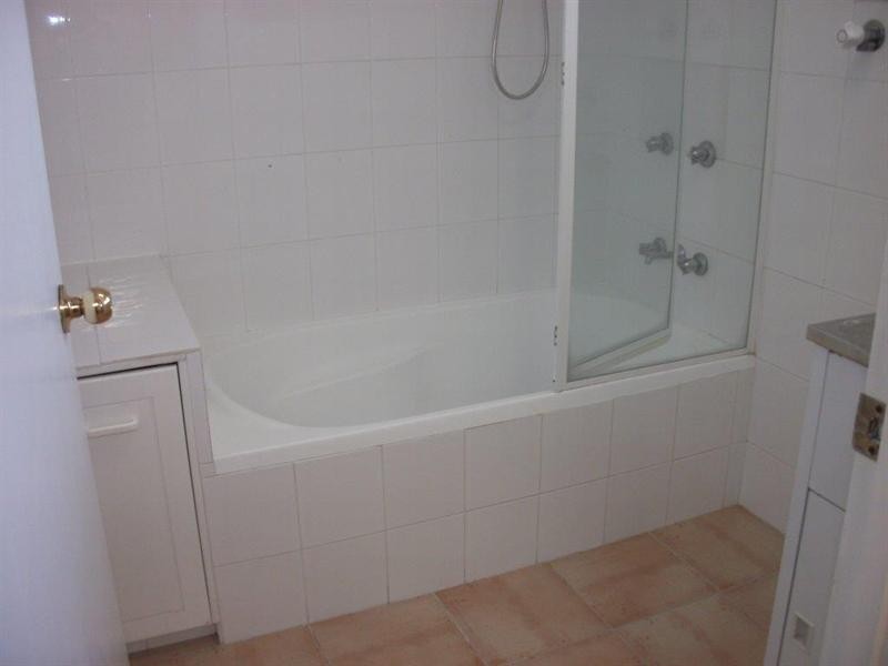 273 Bayview Street, Hollywell QLD 4216