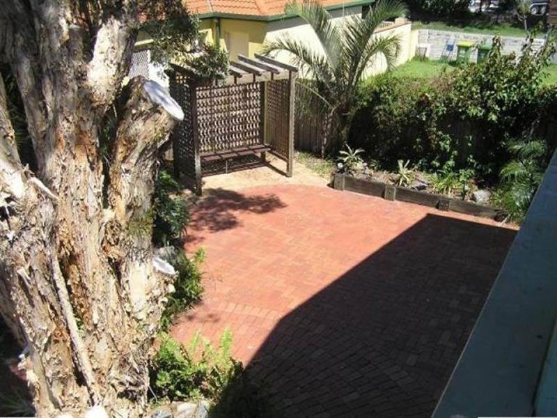 273 Bayview Street, Hollywell QLD 4216