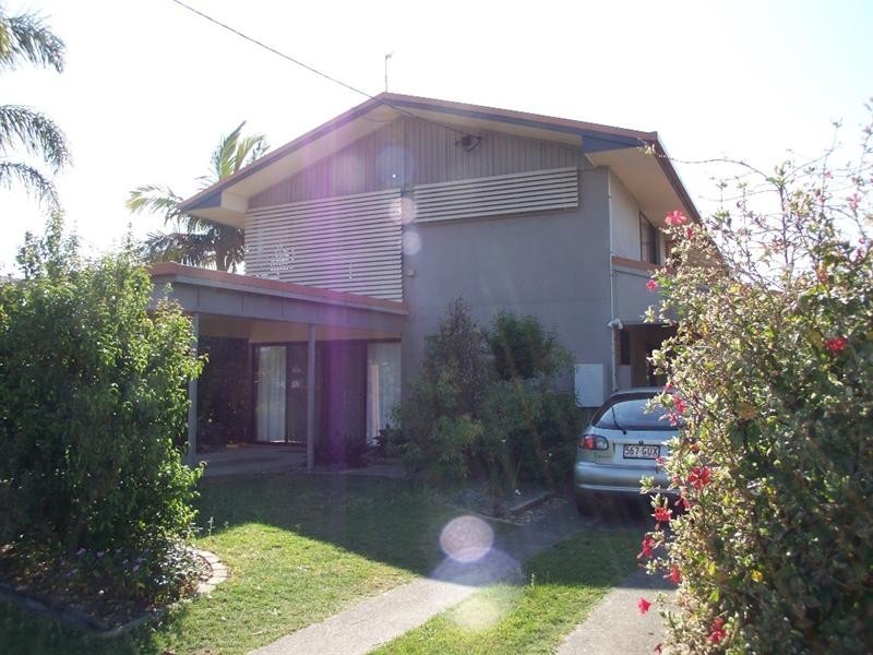 273 Bayview Street, Hollywell QLD 4216