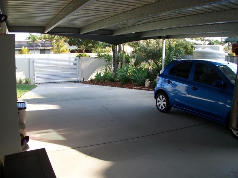 1 Pampas Court, Hollywell QLD 4216