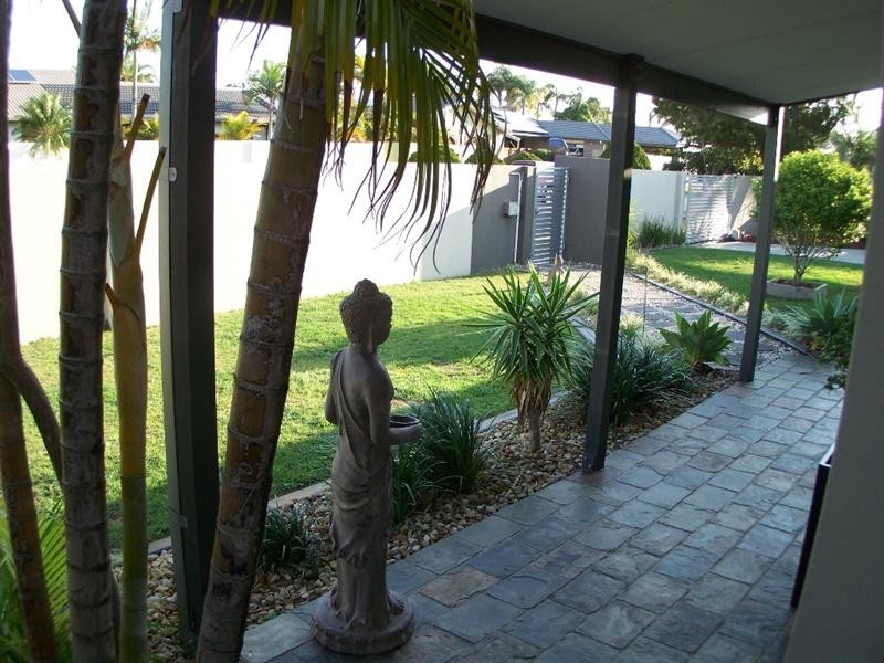 1 Pampas Court, Hollywell QLD 4216