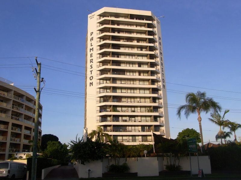 3A/114 Marine Parade, Southport QLD 4215