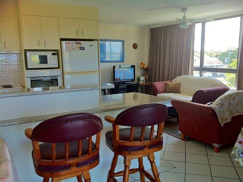 3A/114 Marine Parade, Southport QLD 4215