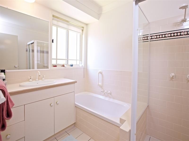 32/400 Pine Ridge Road, Coombabah QLD 4216