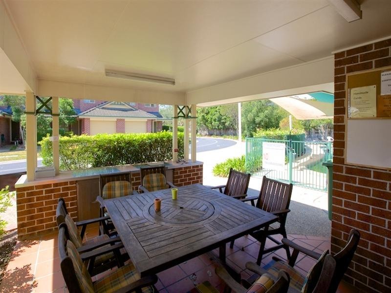 32/400 Pine Ridge Road, Coombabah QLD 4216