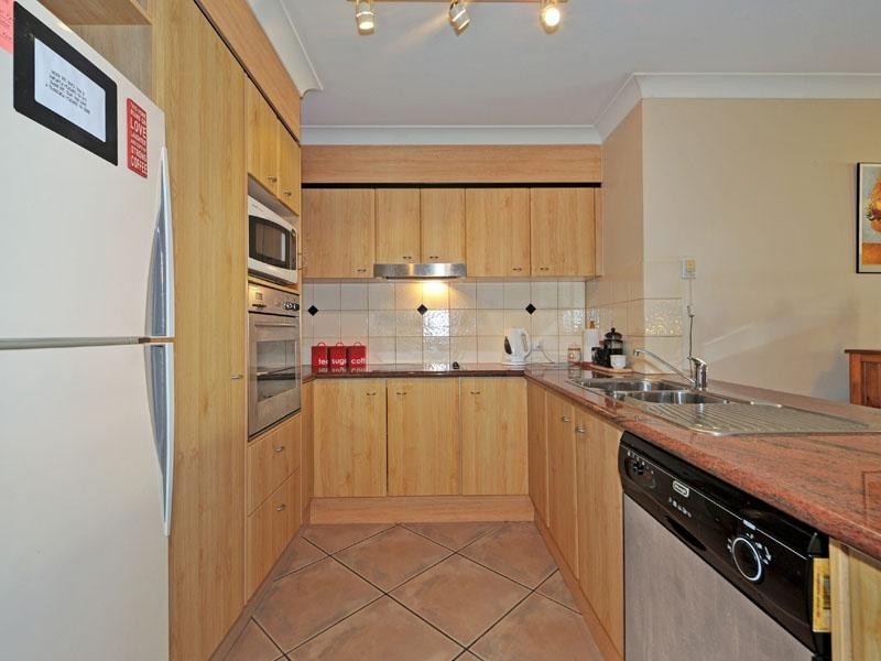 53/88-98 Limetree Parade, Runaway Bay QLD 4216