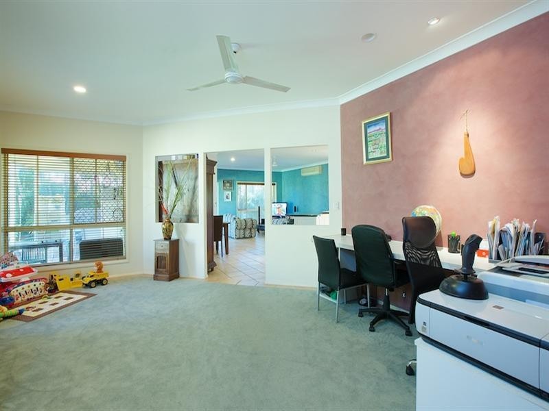 20 Shinnecock Close, Hope Island QLD 4212