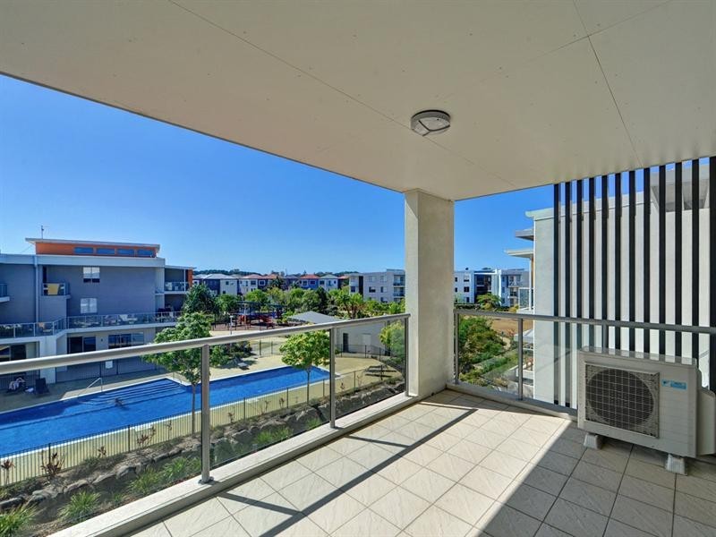 734/66 Sickle Avenue, Hope Island QLD 4212
