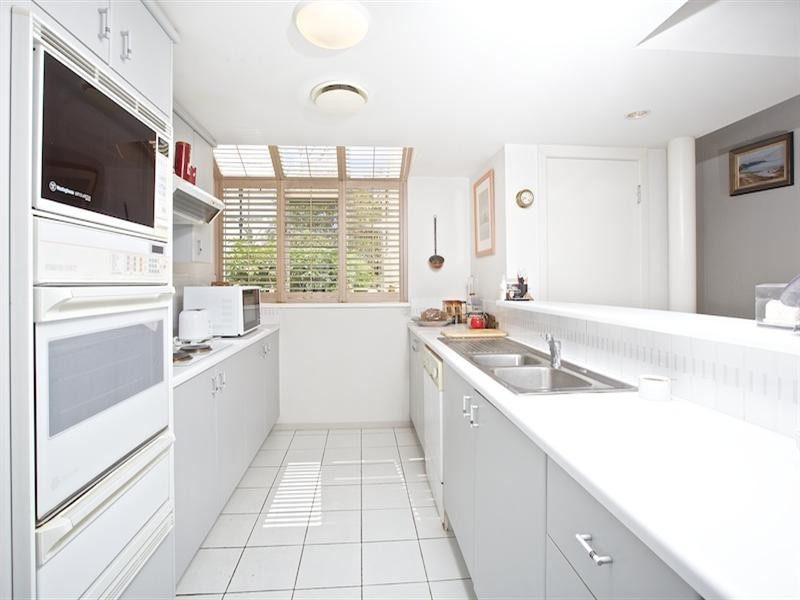 5376 Bay Hill Terrace, Hope Island QLD 4212