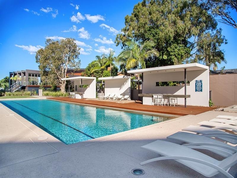 Villa 12 Salacia Drive, Paradise Point QLD 4216