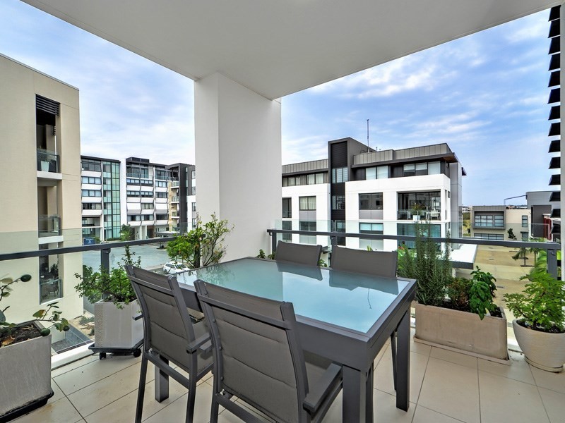 1305/1 Sunset Avenue, Paradise Point QLD 4216