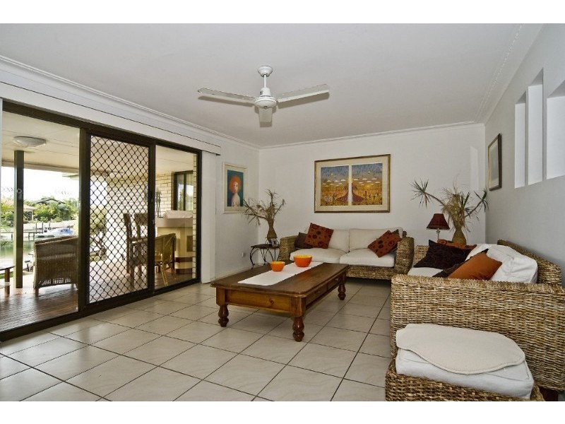 Paradise Point QLD 4216
