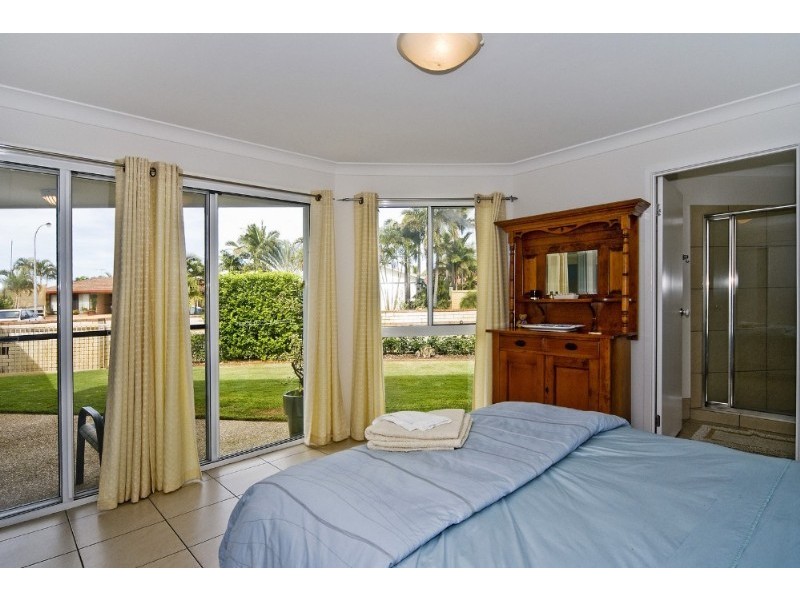 Paradise Point QLD 4216