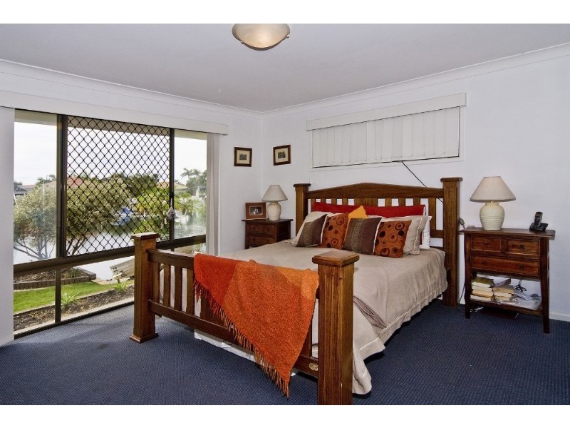 Paradise Point QLD 4216