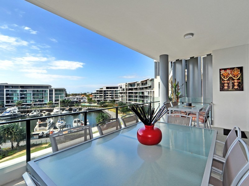 6404/323 Bayview Street, Hollywell QLD 4216