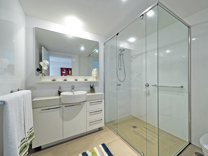 6404/323 Bayview Street, Hollywell QLD 4216