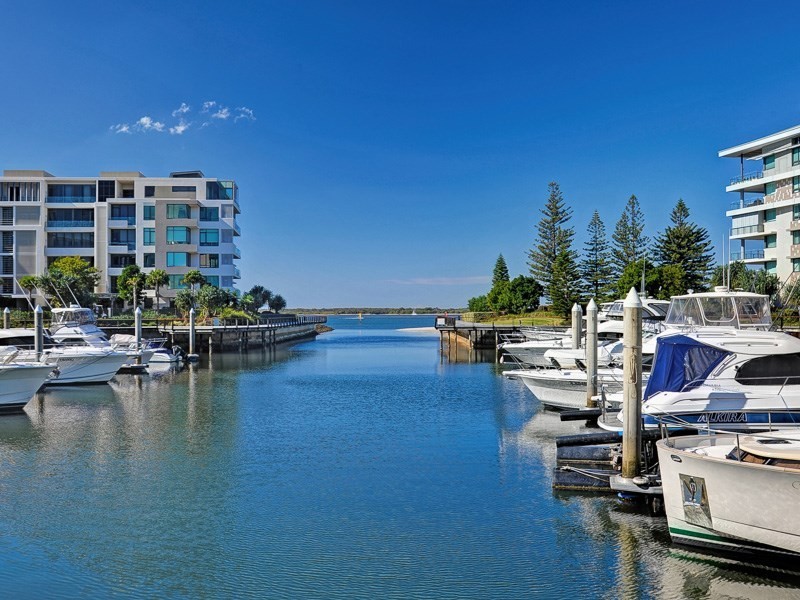 6404/323 Bayview Street, Hollywell QLD 4216