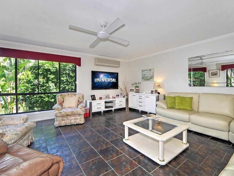 2 Glenwater Crescent, Helensvale QLD 4212