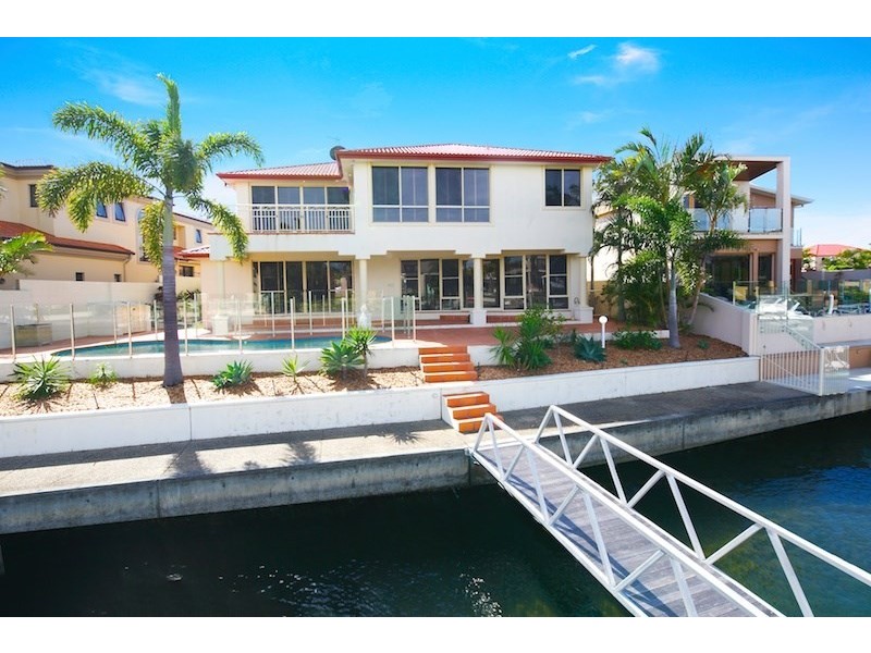 37 The Peninsula, Sovereign Islands QLD 4216